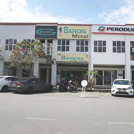 1 Baron Motel Kuah Exterior foto